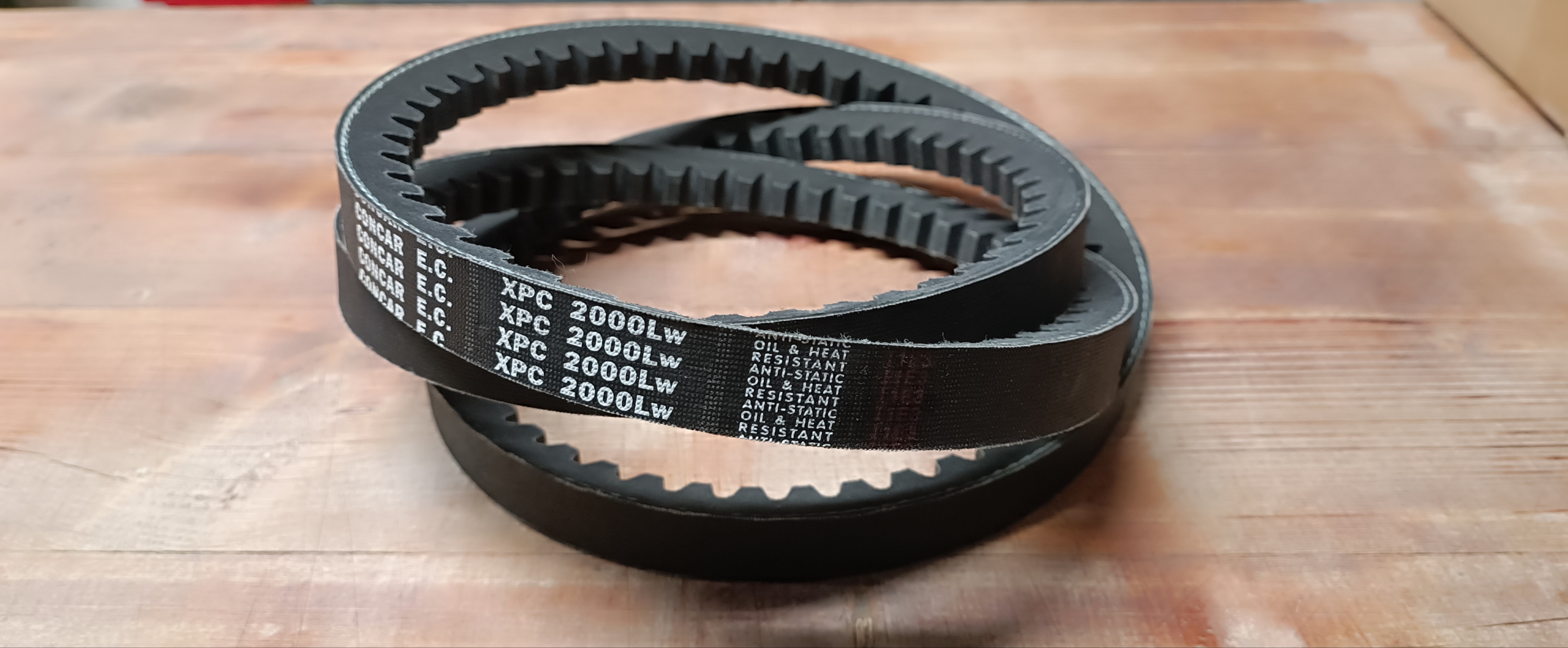 XPC 2000 Lw / Schmalkeilriemen gezahnt XPC 2000 Lw / Schmalkeilriemen gezahnt