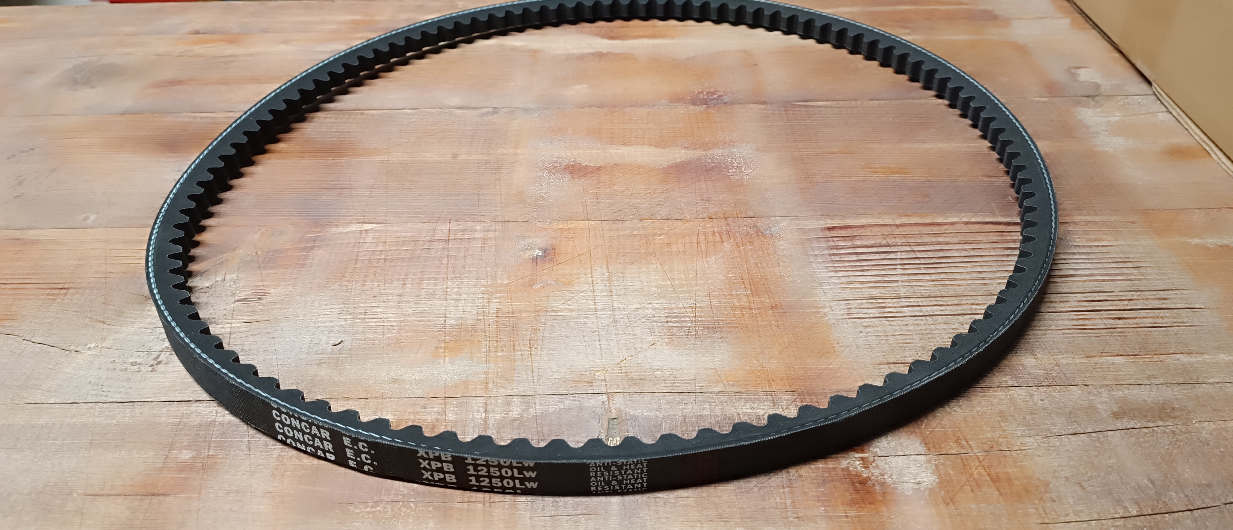 XPB 1000 Lw / Schmalkeilrimen gezahnt