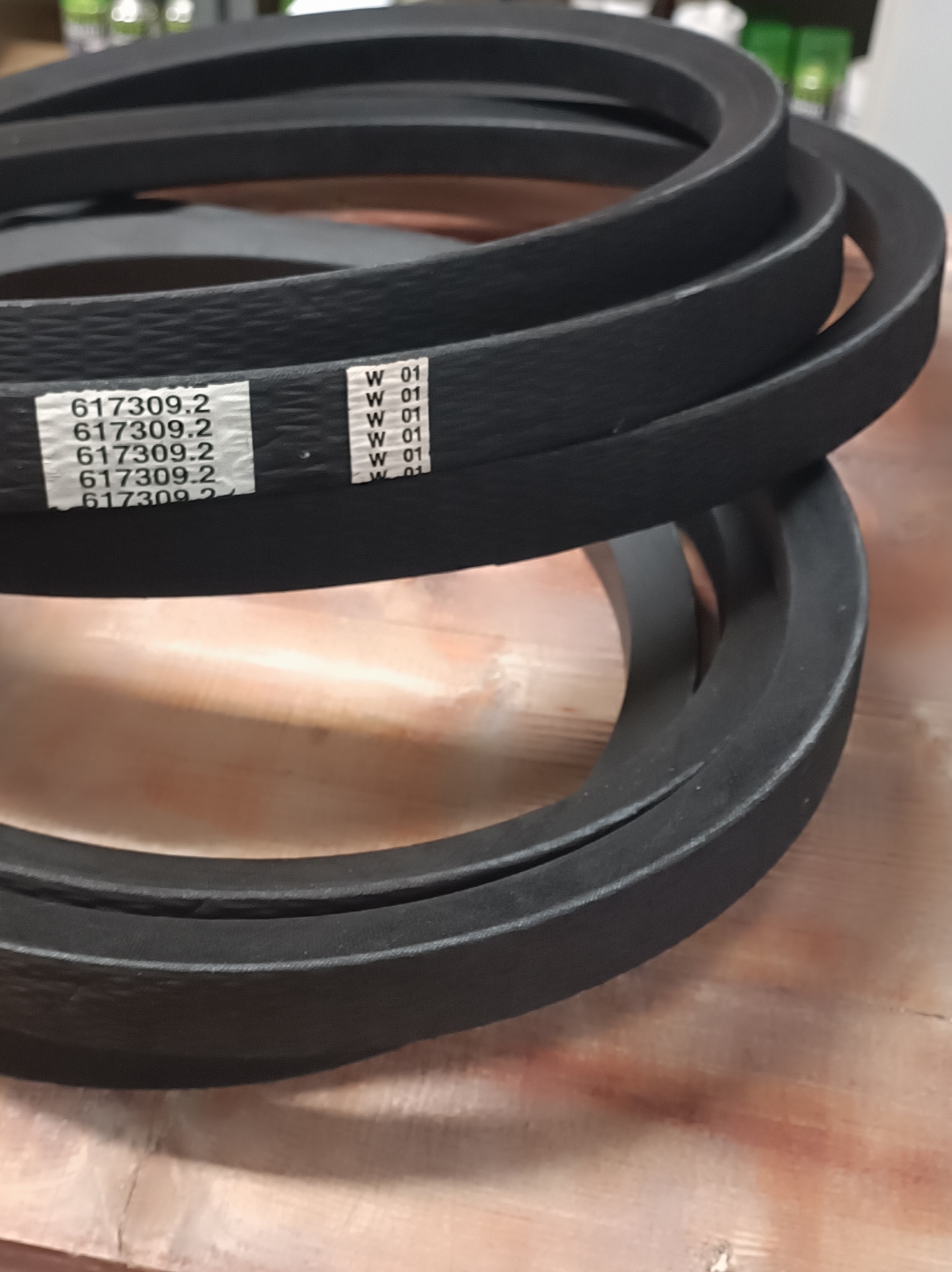 617309.2 / Keilriemensatz = 2 Stück 617309.2 / Keilriemensatz = 2 Stück